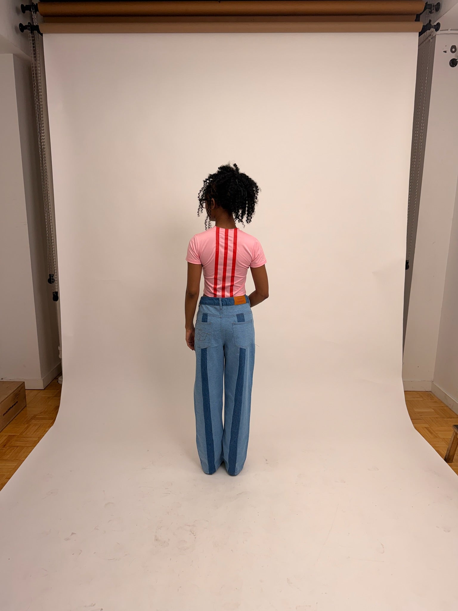 WMNS Crop Tees (Multi Color)